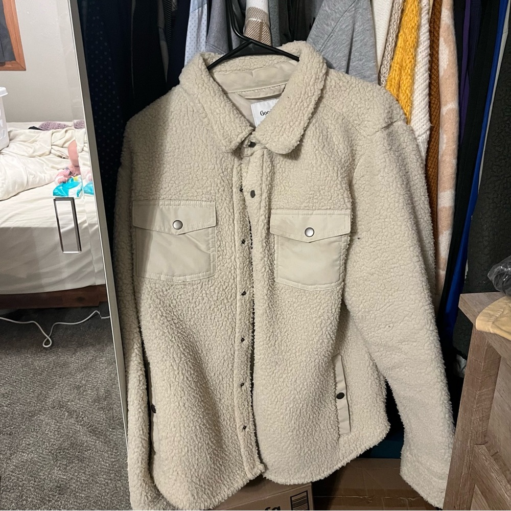Goodfellow & Co women’s Beige Sherpa Jacket